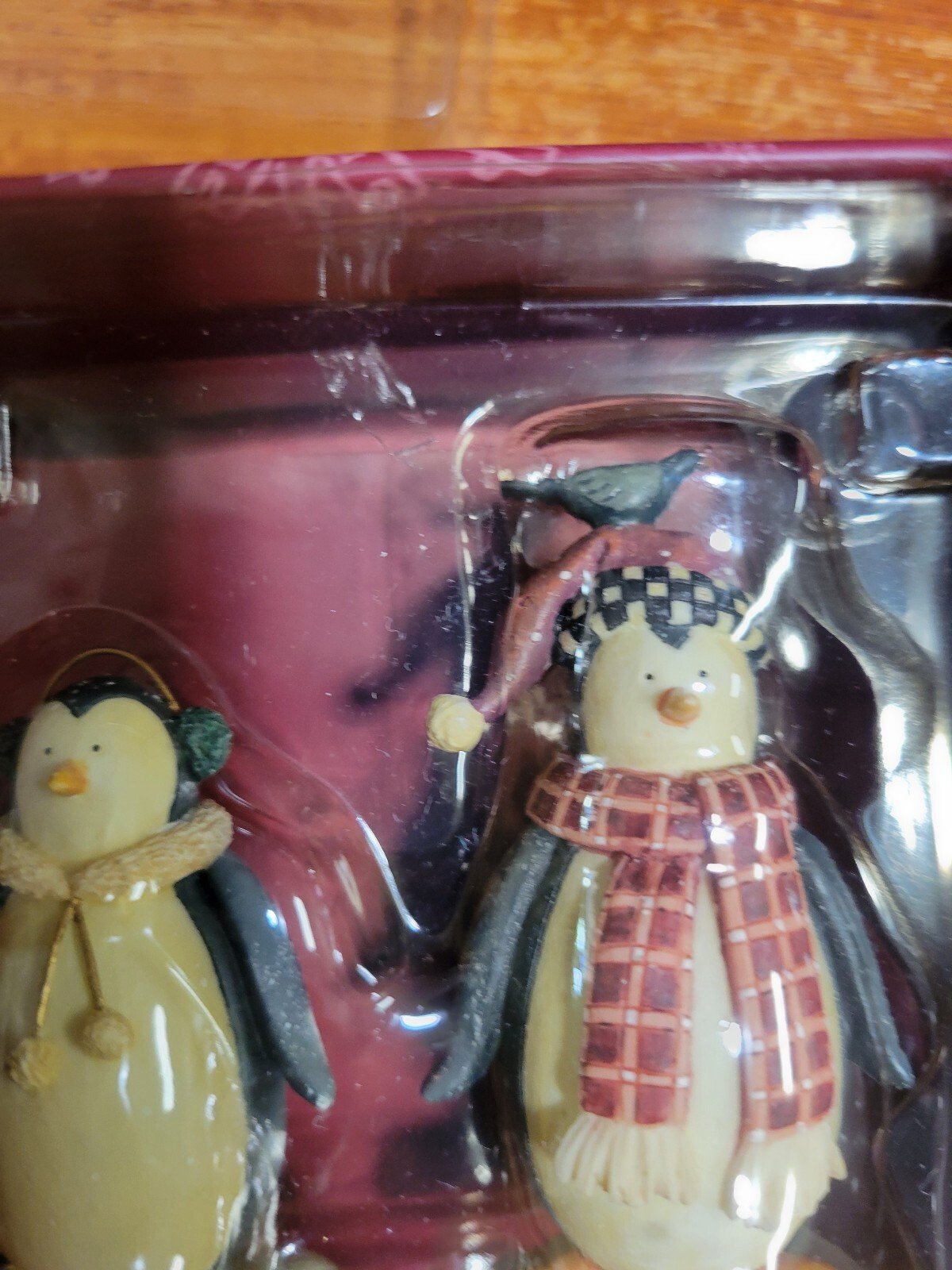 1999 Debbie Mumm "Hugsy" penguin resin figures. 1990 - Image 3