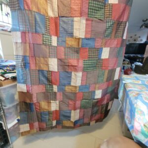 Charming Vtg Quilt Lightweight PolyCotton with Metallic threads 44"x60'