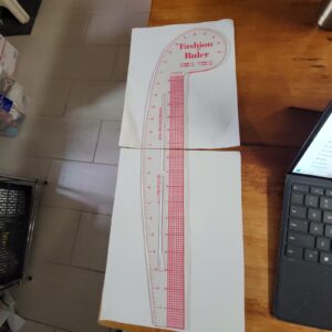 FASHION RULER  ARMHOLE & HIP CURVE VINTAGE PLASTIC RULER